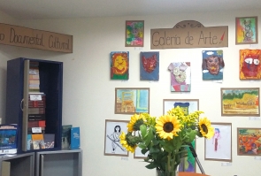 El Punto de Gestión Cultural de Fontibón, haciendo gala del arte local con una galería artística.