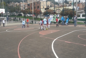 Juego de fútbol de mujeres