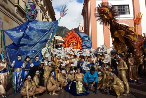 Acompañemiento Comparsa Dorada Bogotá - Fundación Manigua