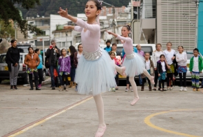 Parque, espacio público, Chapinero, Ballet de las Flores 