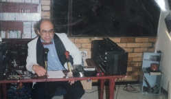 Reinaldo Ernesto Tangarife Castillo ganador del Premio Artistas con Discapacidad 2013